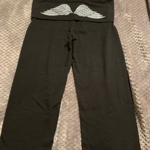VS yoga capris